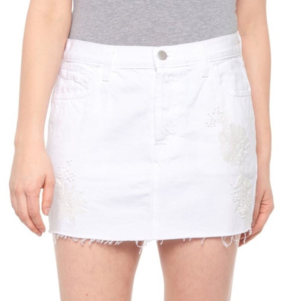 J Brand Women's White‎ Embellished Denim Cut-Off Bonny Skirt Size 31 NEW